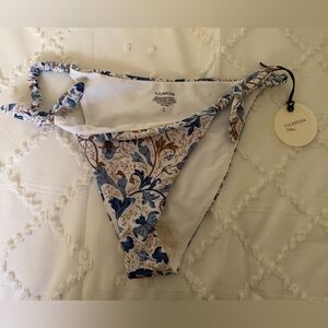 new w/ tags Revolve Tularosa White & Blue & Brown Floral bikini